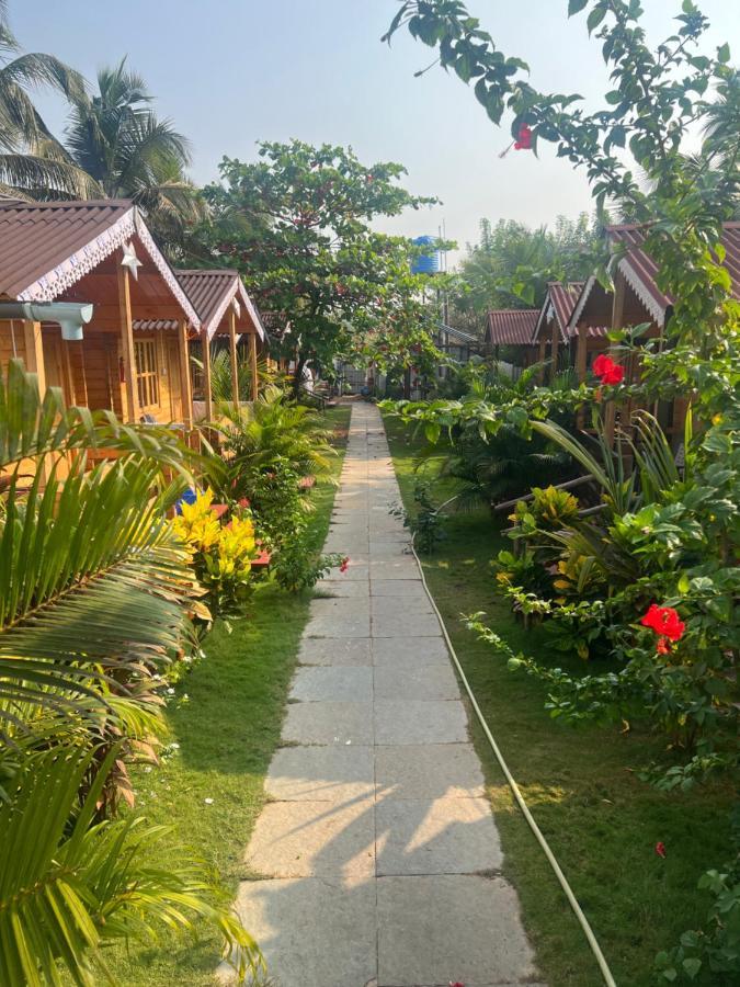 Happy Shack Beach And Wooden Huts Colva Exterior photo